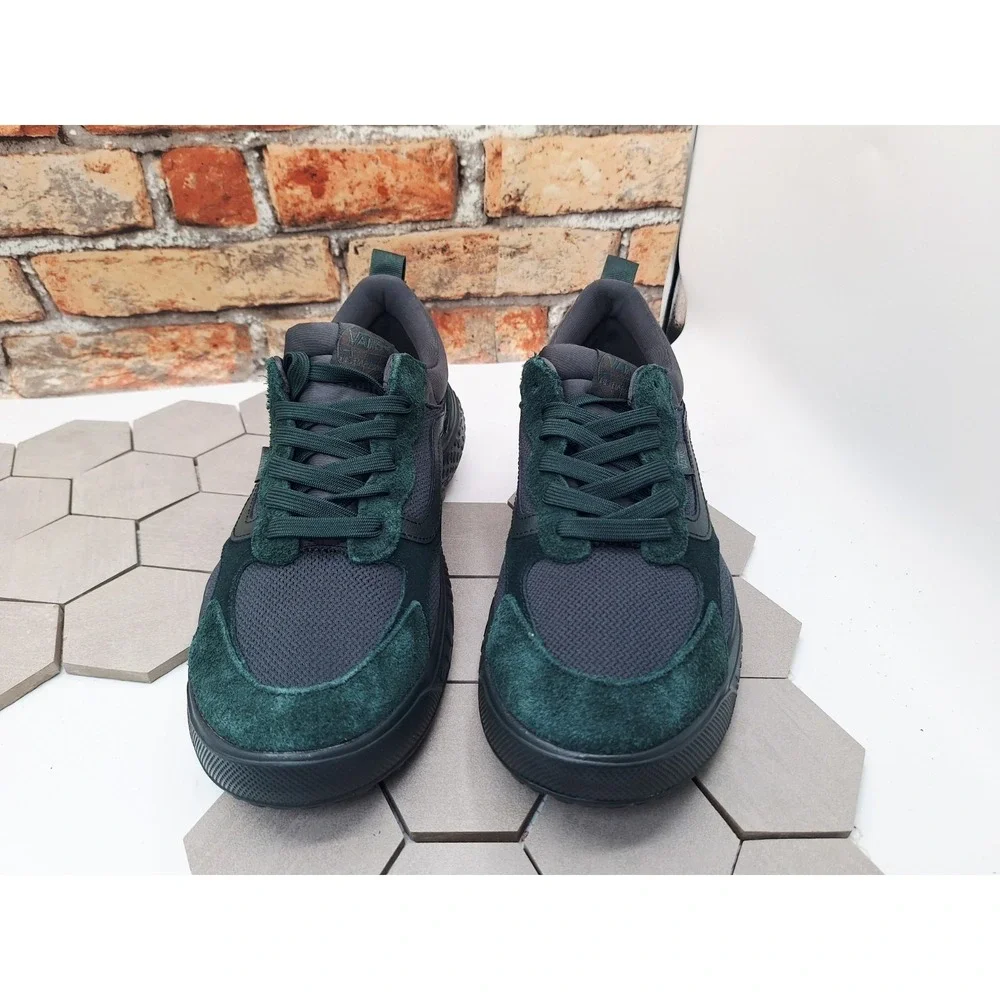 Vans Ultrarange Neo VR3 Men's 8.0 / Women's 9.5 Mono Dark Green‎ Sneakers NWB